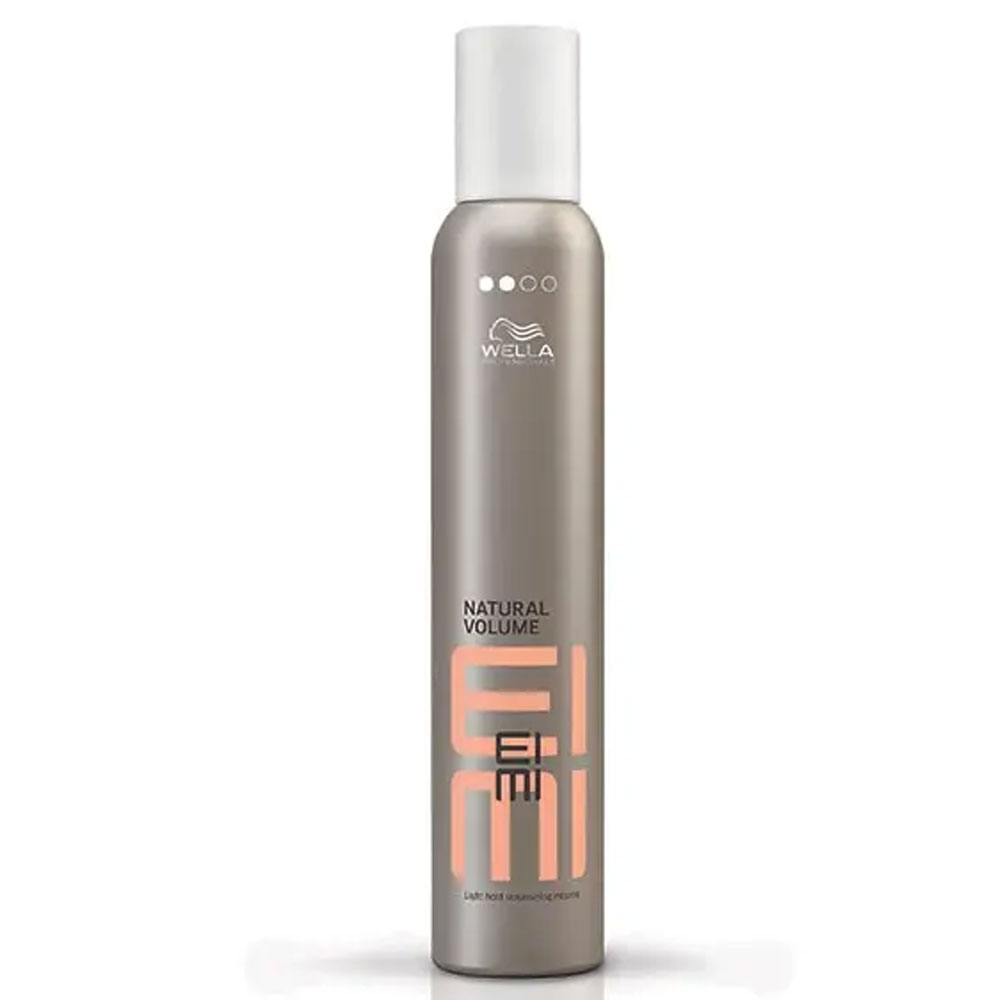 Wella Professionals Eimi Volume Natural Volume mousse per lo styling a tenuta leggera 300 ml